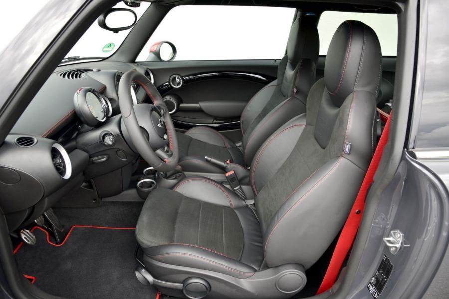  Mini Cooper GP JCW 2014 года  (фото 9 из 92)